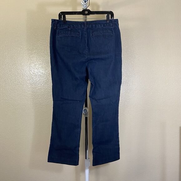 St. John's Bay Straight Leg Denim Jeans Women's Size 14 Blue Mid Rise Dark Wash - Picture 2 of 16